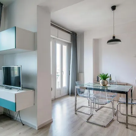 Joivy Family Flat Balcony Appartamento *