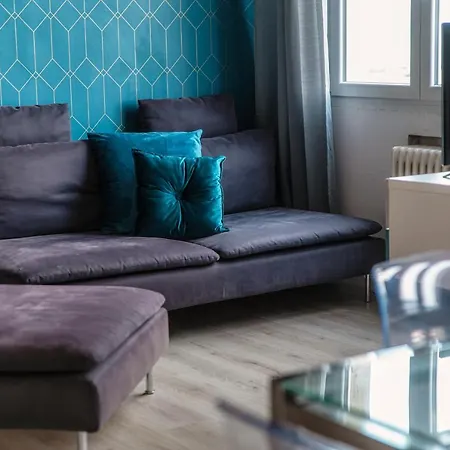 Apartment Joivy Family Flat Balcony Como