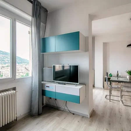 Joivy Family Flat Balcony Como