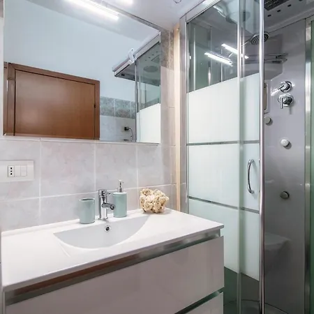 Joivy Family Flat Balcony Apartment Como